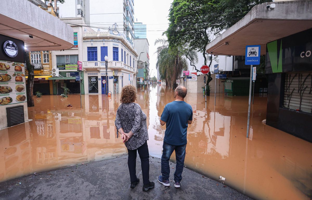 brésil : course contre la montre pour secourir les victimes des inondations