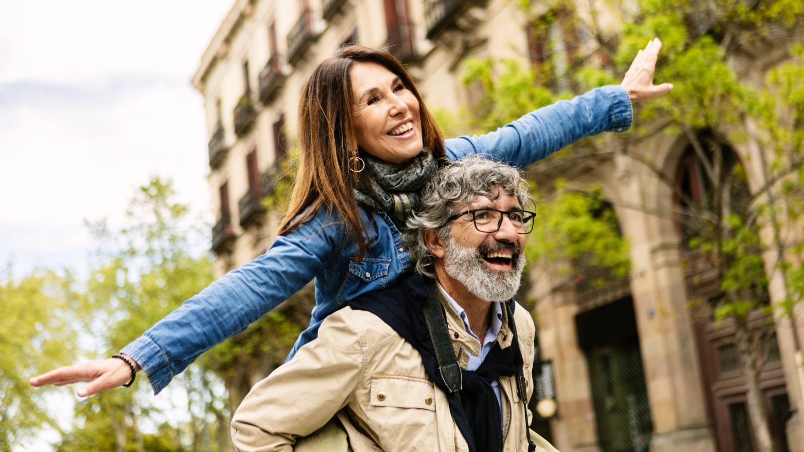 <p>Retirement provides the gift of time to explore new places. Seniors have started getting out to travel post-pandemic. Here are 20 great vacation ideas for seniors to have memorable and easy travel within the United States.</p>