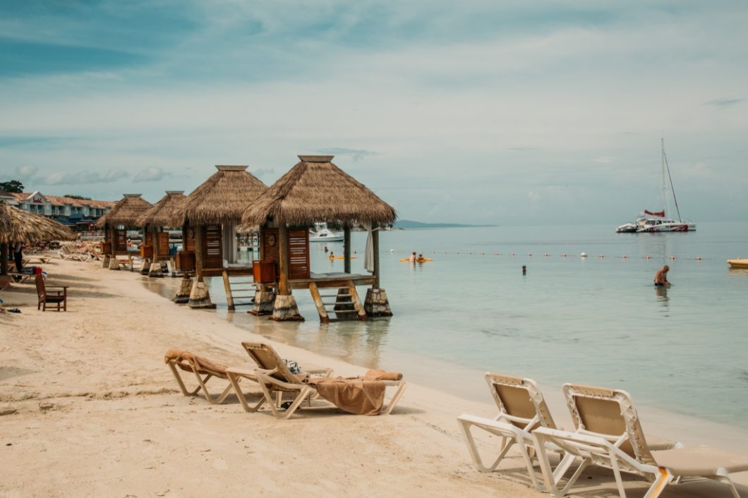 <p>Traveler experts share their best places to stay in Jamaica. These places range from all-inclusive luxury resorts to off-the-beaten-path hotels and this post ends with some of the best hostels.</p> <p><strong>Read more: <a href="https://www.have-clothes-will-travel.com/best-places-to-stay-in-jamaica/" rel="noreferrer noopener">Best Places to Stay in Jamaica According to Travel Experts</a></strong></p>