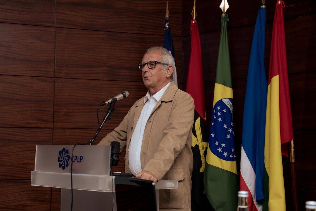 áfrica será a região onde mais se vai falar português no futuro, diz fundador do observatório de língua portuguesa