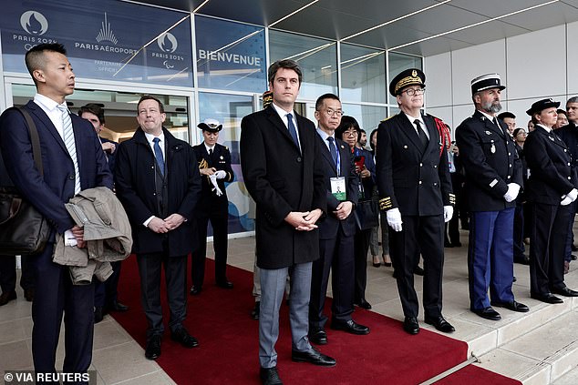 china's xi jinping lands at paris airport on controversial state visit