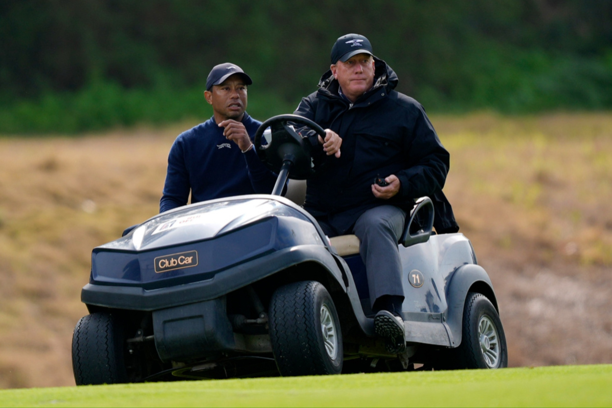 tiger woods will play the pga champions tour in a cart due to injuries