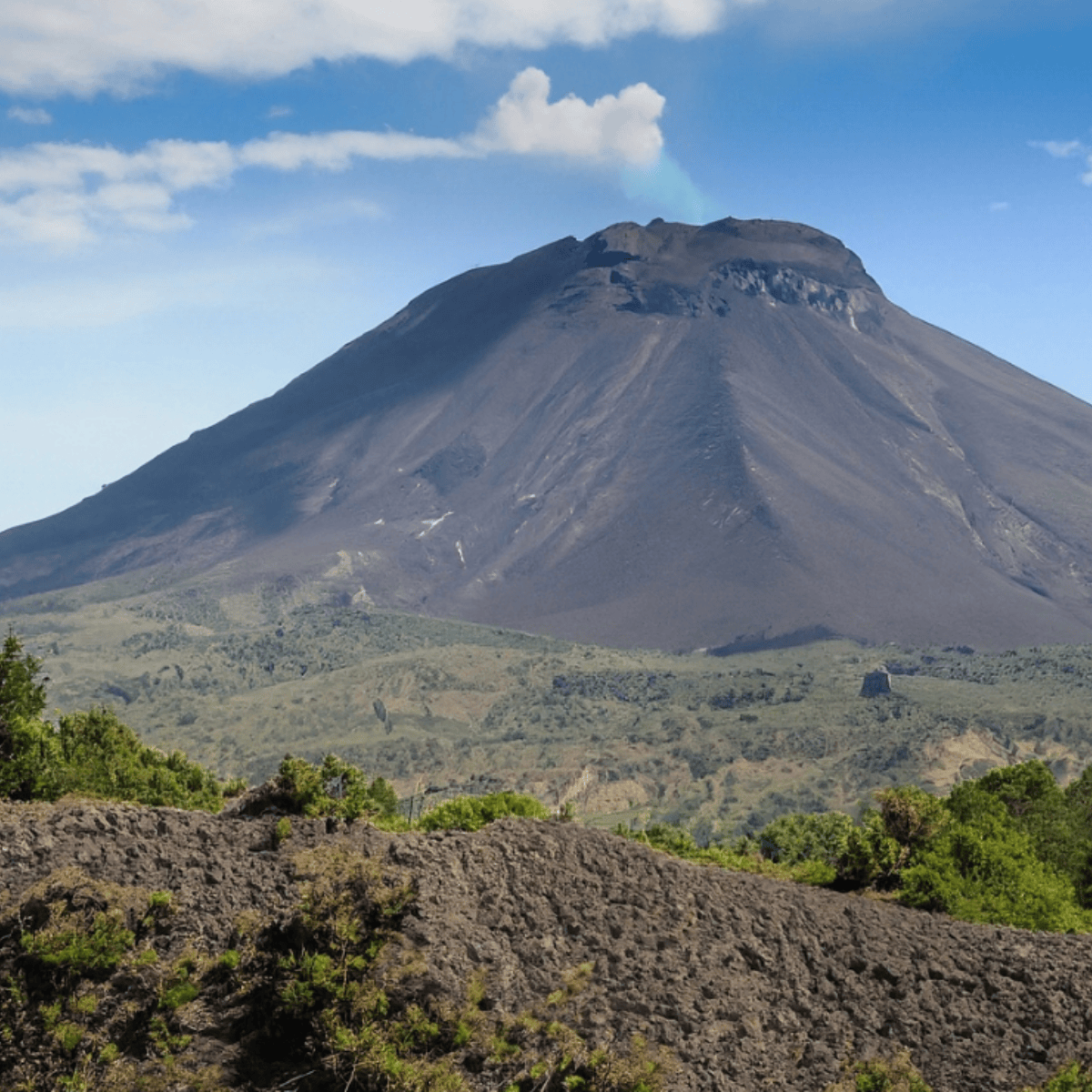 ¿va a nacer un nuevo volcán en michoacán? inician monitoreo tras enjambre sismico