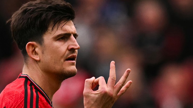 manchester united’s harry maguire out for three weeks with muscle injury