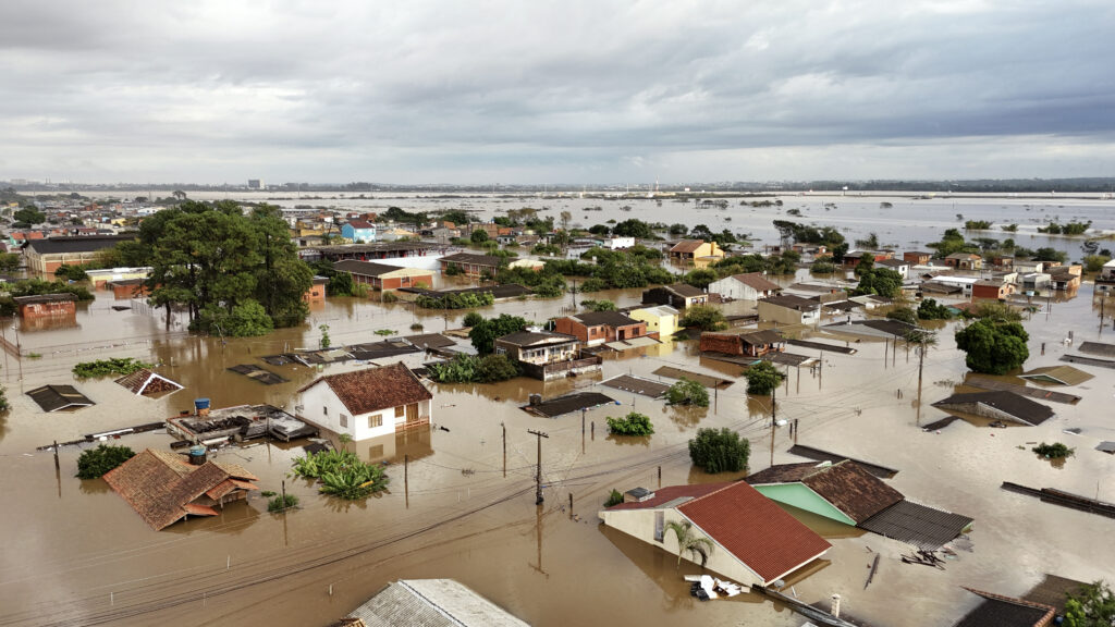 floods in south brazil kill 75 people in 7 days, 103 others missing