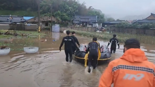 경남 남해안 폭우 강풍으로 1명 실종 등 피해 53건