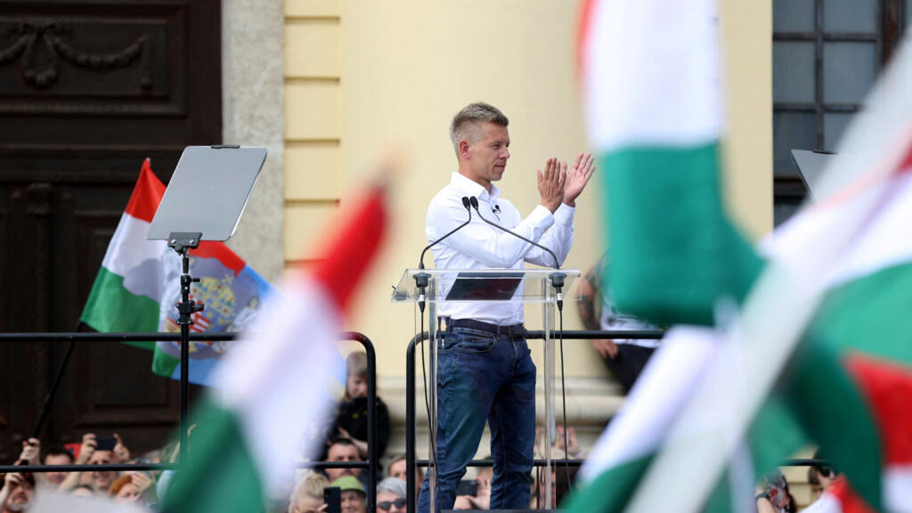 hongrie: issu du fidesz au pouvoir, péter magyar en campagne dans le fief de viktor orban