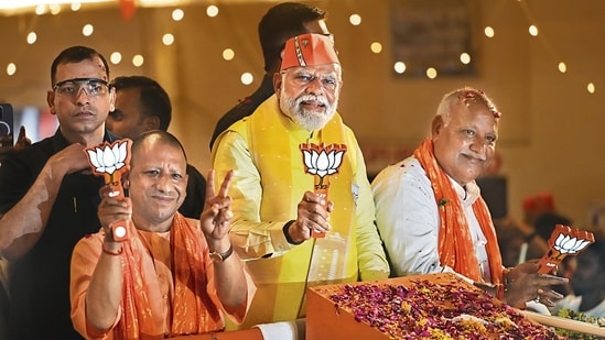 modi prays in ayodhya, holds election roadshow