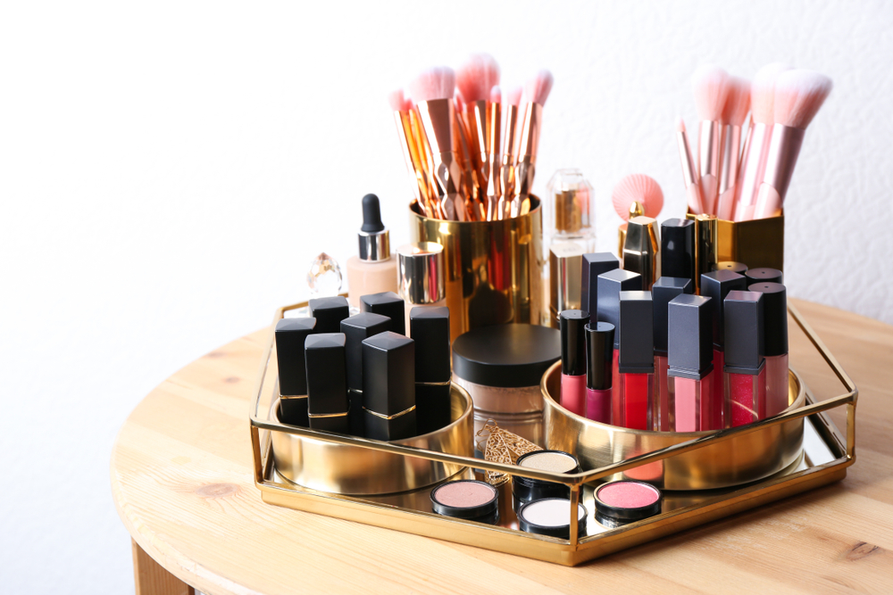 <p>Vanity trays offer a stylish way to keep your most-used makeup products organized and within reach. They come in various designs and materials, from elegant glass to modern acrylic, allowing you to choose one that matches your decor. Trays help reduce clutter on countertops by corralling small items together.</p>