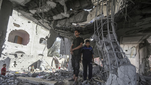 israeli army tells palestinians to temporarily evacuate parts of rafah
