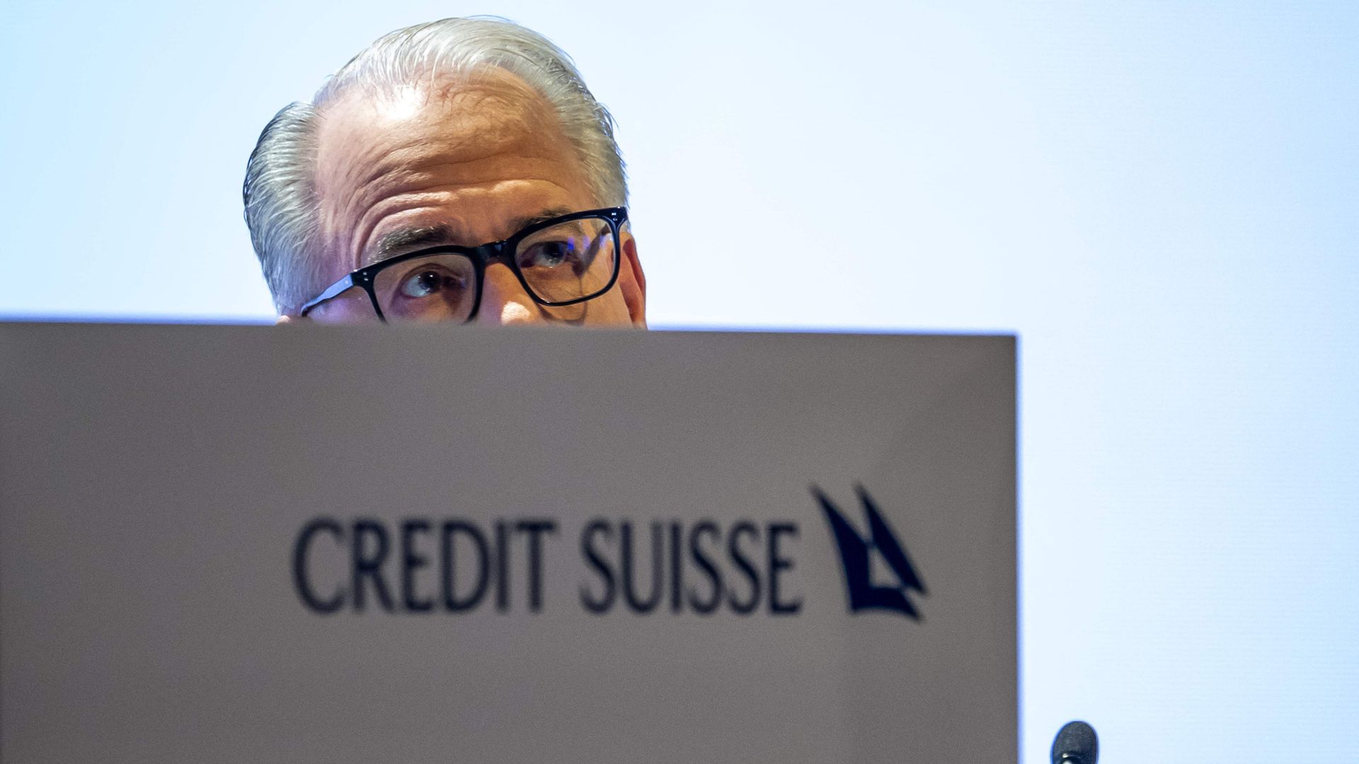 credit suisse: letzter cs-chef verlässt schweizer bankenriesen ubs
