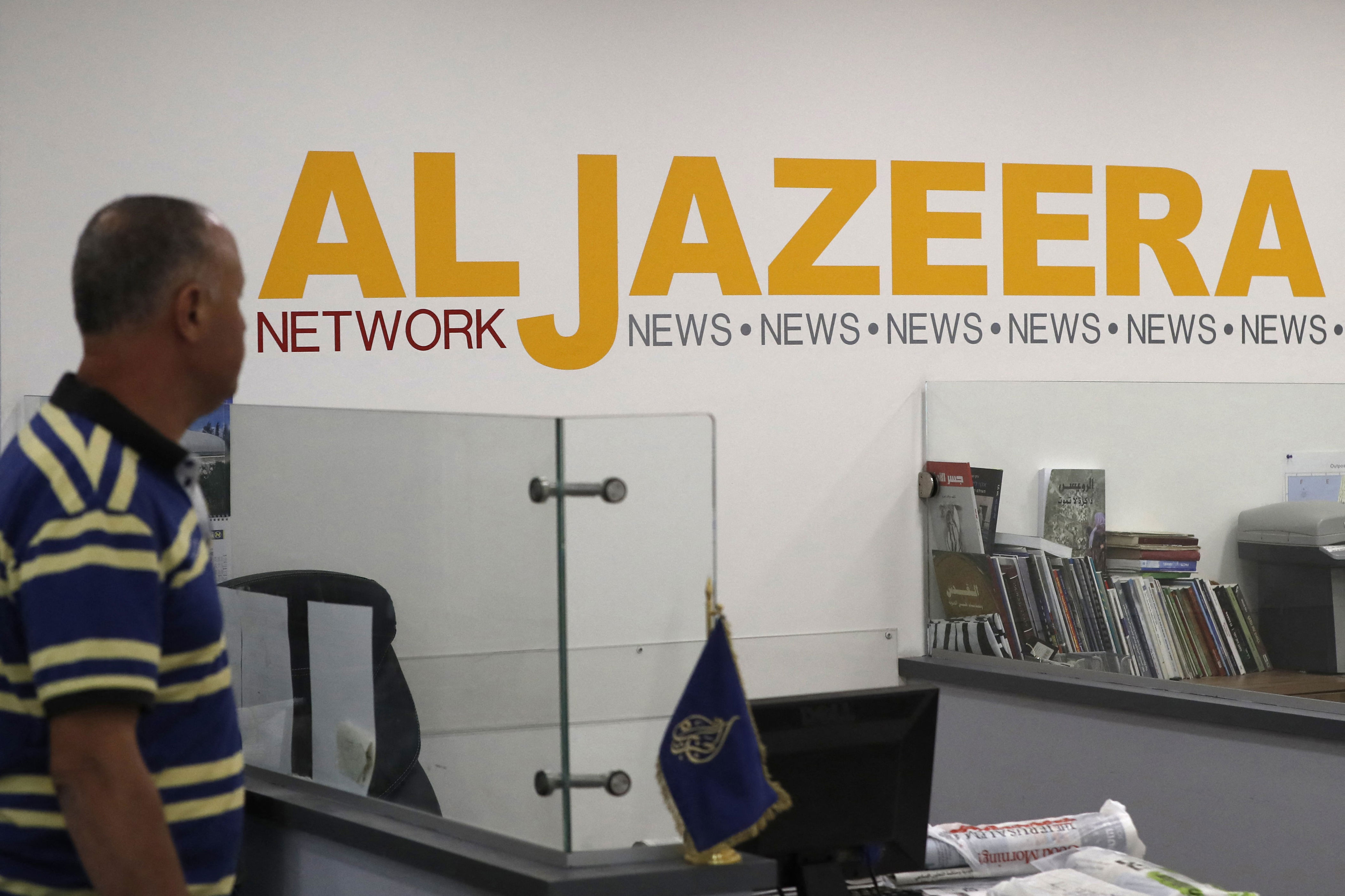 israel orders al jazeera to shut down as netanyahu rejects peace talks