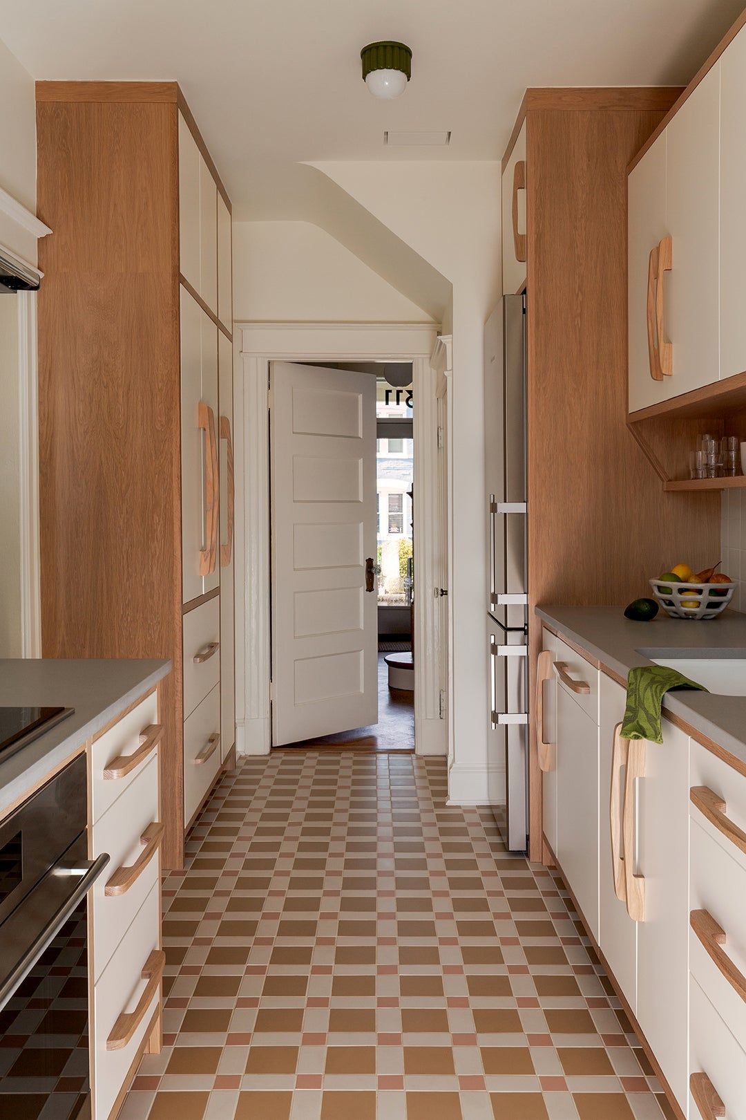 this galley kitchen leaves the appliances in plain sight—and doesn't feel smaller for it