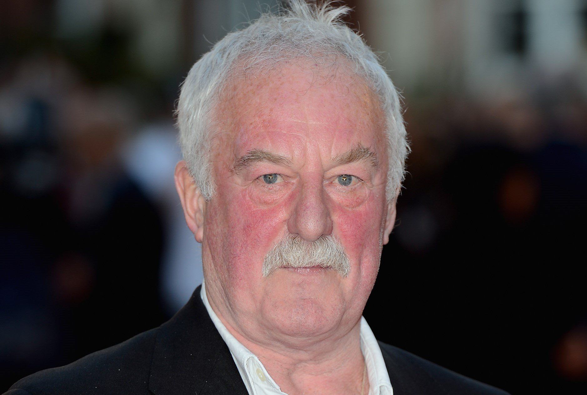 elijah wood leads tributes as the lord of the rings star bernard hill dies aged 79