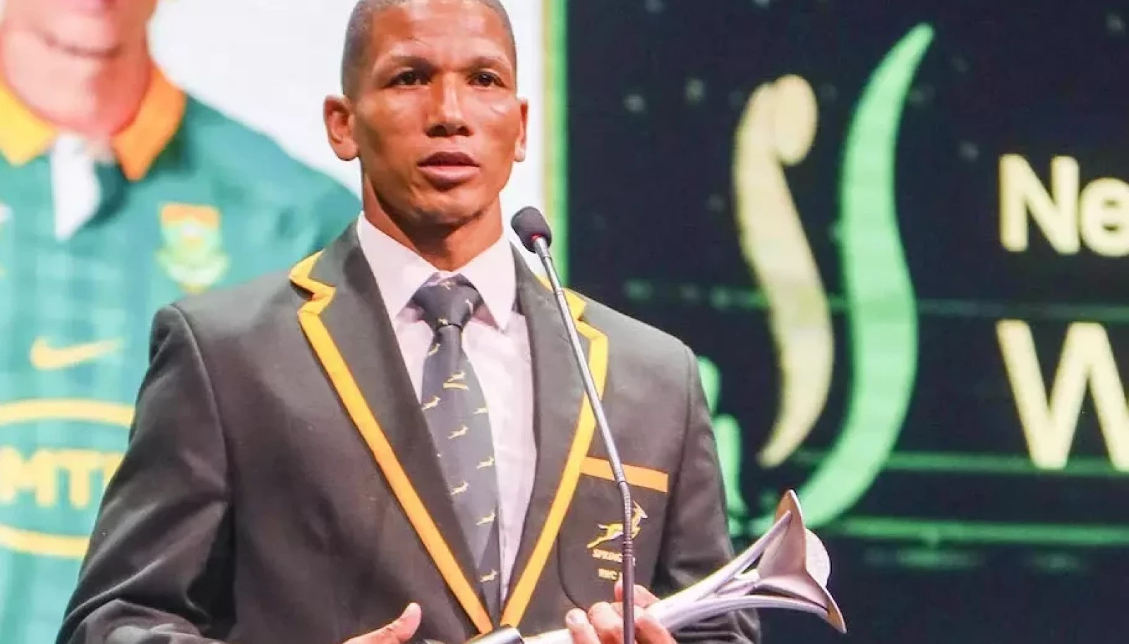 mannie libbok credits unity in springboks team after sa sports awards win