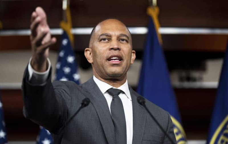house democratic leader hakeem jeffries on russian aggression