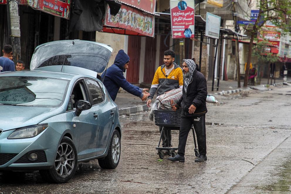 israel-gaza live updates: idf warns civilians in rafah to move to humanitarian area