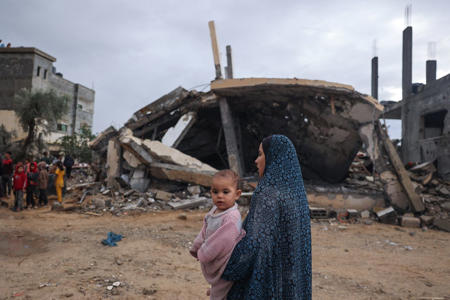 Israel Attacks Rafah, as It Questions Hamas Cease-Fire Terms<br><br>