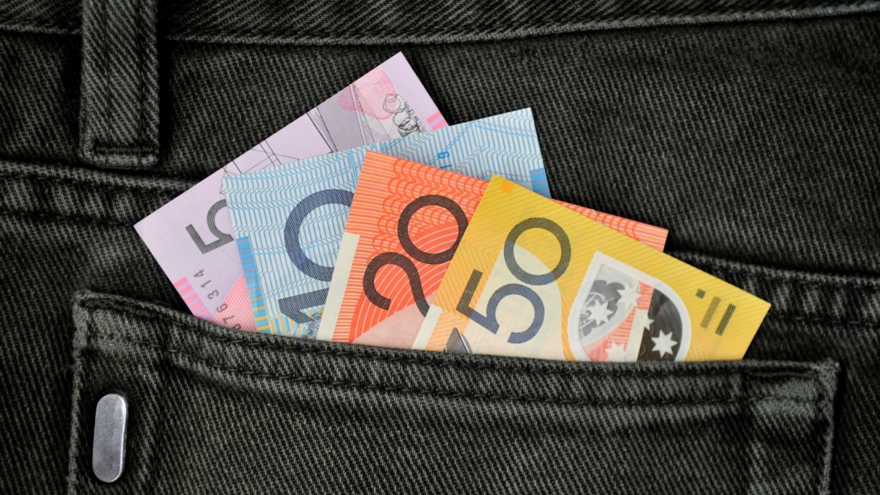australians should be ‘free to choose’ cash or card payment options
