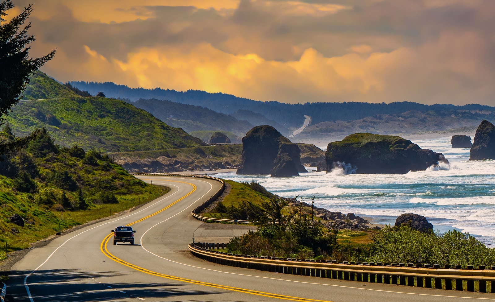 <p class="wp-caption-text">Image Credit: Shutterstock / Bob Pool</p>  <p><span>Embark on a journey along Highway 101 and explore the stunning coastline of Oregon. From rugged cliffs to sandy beaches, this scenic drive offers endless opportunities for adventure and exploration.</span></p>