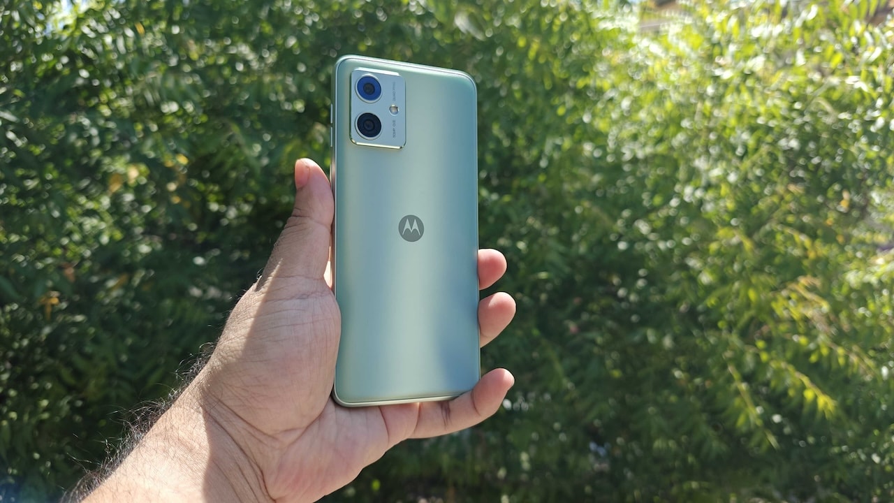 android, moto g64 5g review: budget champion with a hearty battery