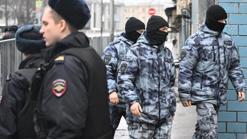 guerre en ukraine : arrestation d’un homme accusé de projets d’attentats contre des tribunaux en russie