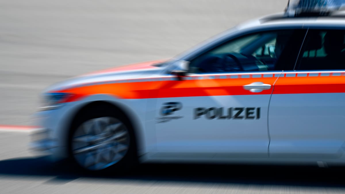 mit beute geflüchtet – polizei sucht zeugen: unbekannte überfallen jugendheim in bassersdorf zh