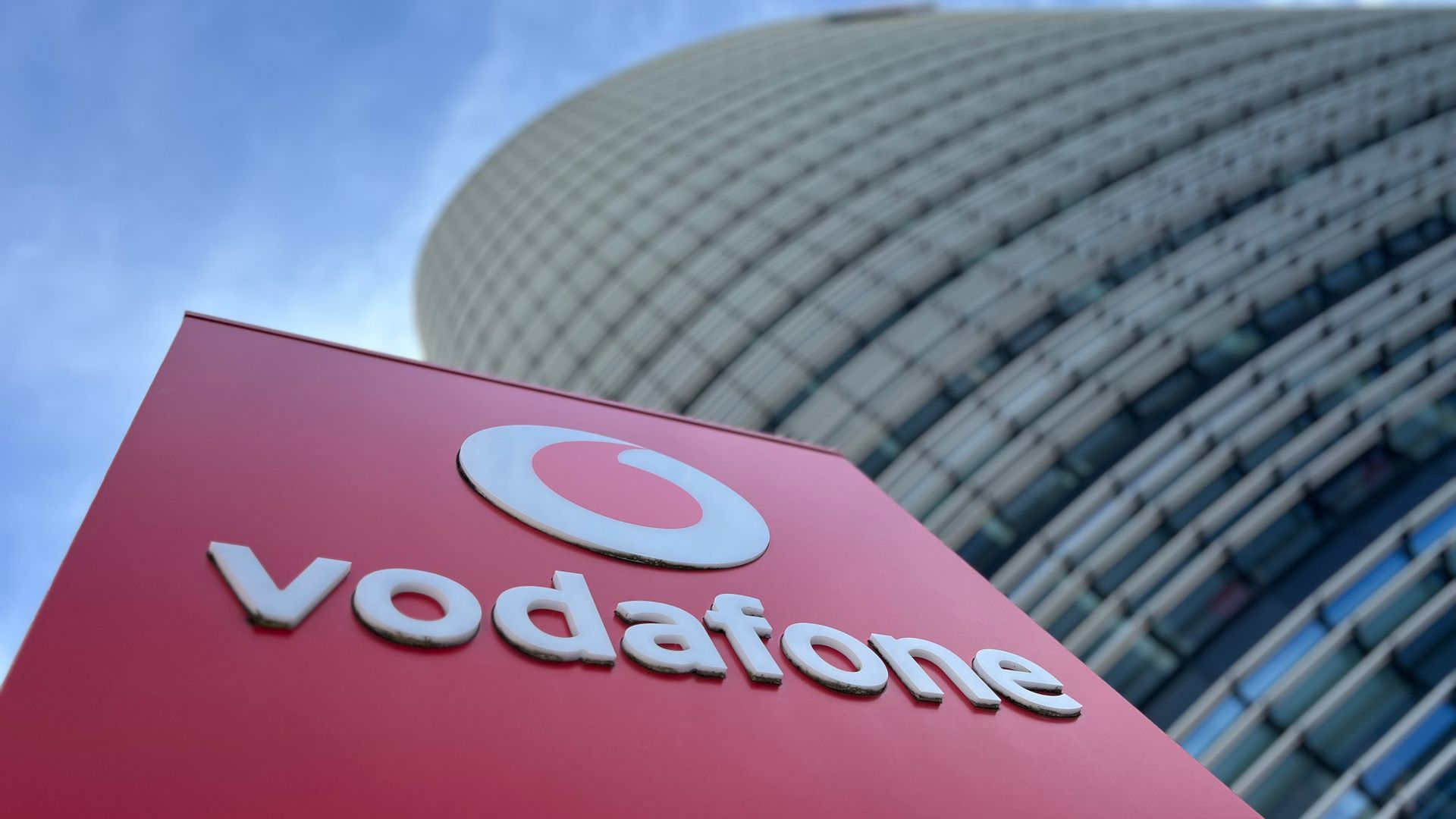 vodafone: mehr als 40.000 kunden wollen nach preiserhöhungen klagen