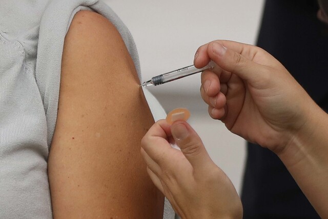 desarrollan una nueva vacuna eficaz incluso para la próxima pandemia de coronavirus
