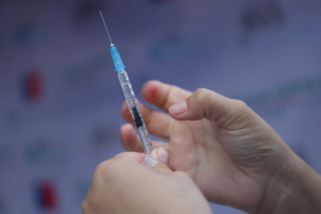 desarrollan una nueva vacuna eficaz incluso para la próxima pandemia de coronavirus