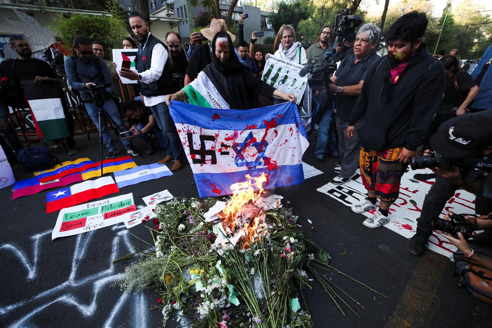seit hamas-überfall: schlimmste antisemitismus-welle weltweit seit 1945