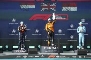 brit norris z mclarenu vyhrál v miami poprvé velkou cenu formule 1