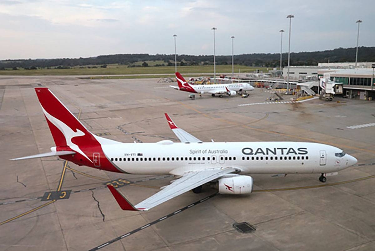 qantas fined for 'ghost flights'