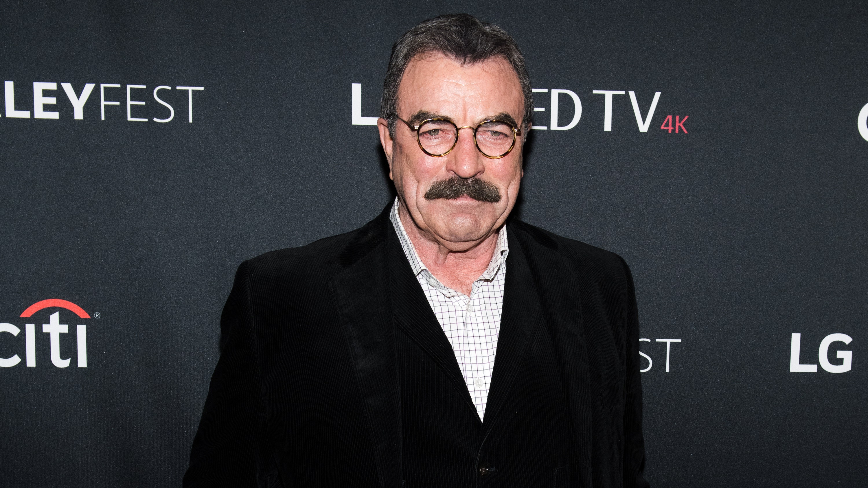 tom selleck risks losing california ranch with cancelation of 'blue bloods'