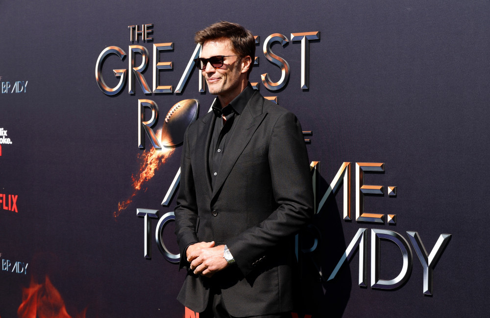 tom brady mocked during roast for not seeing gisele bündchen’s new romance coming!