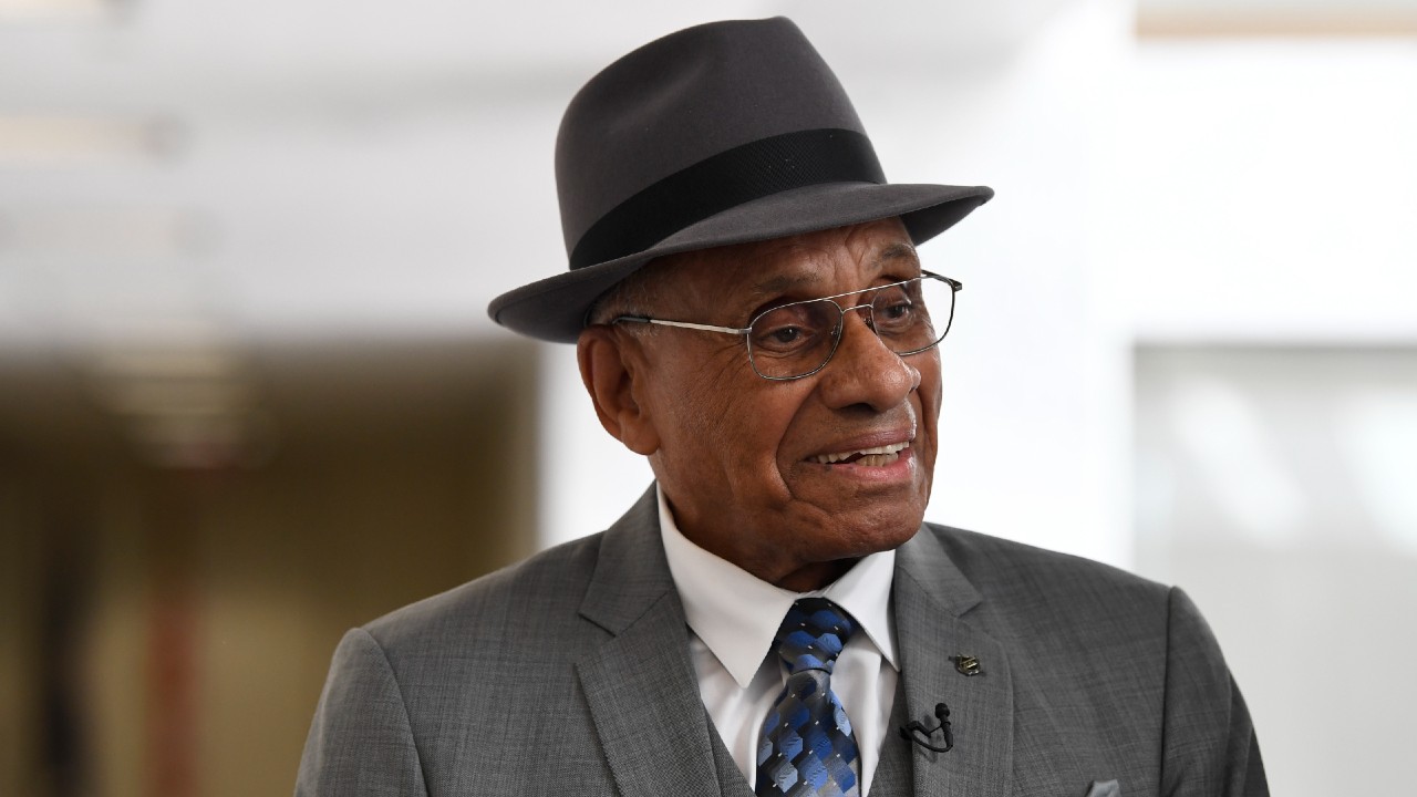 nhl announces six finalists for willie o’ree community hero award