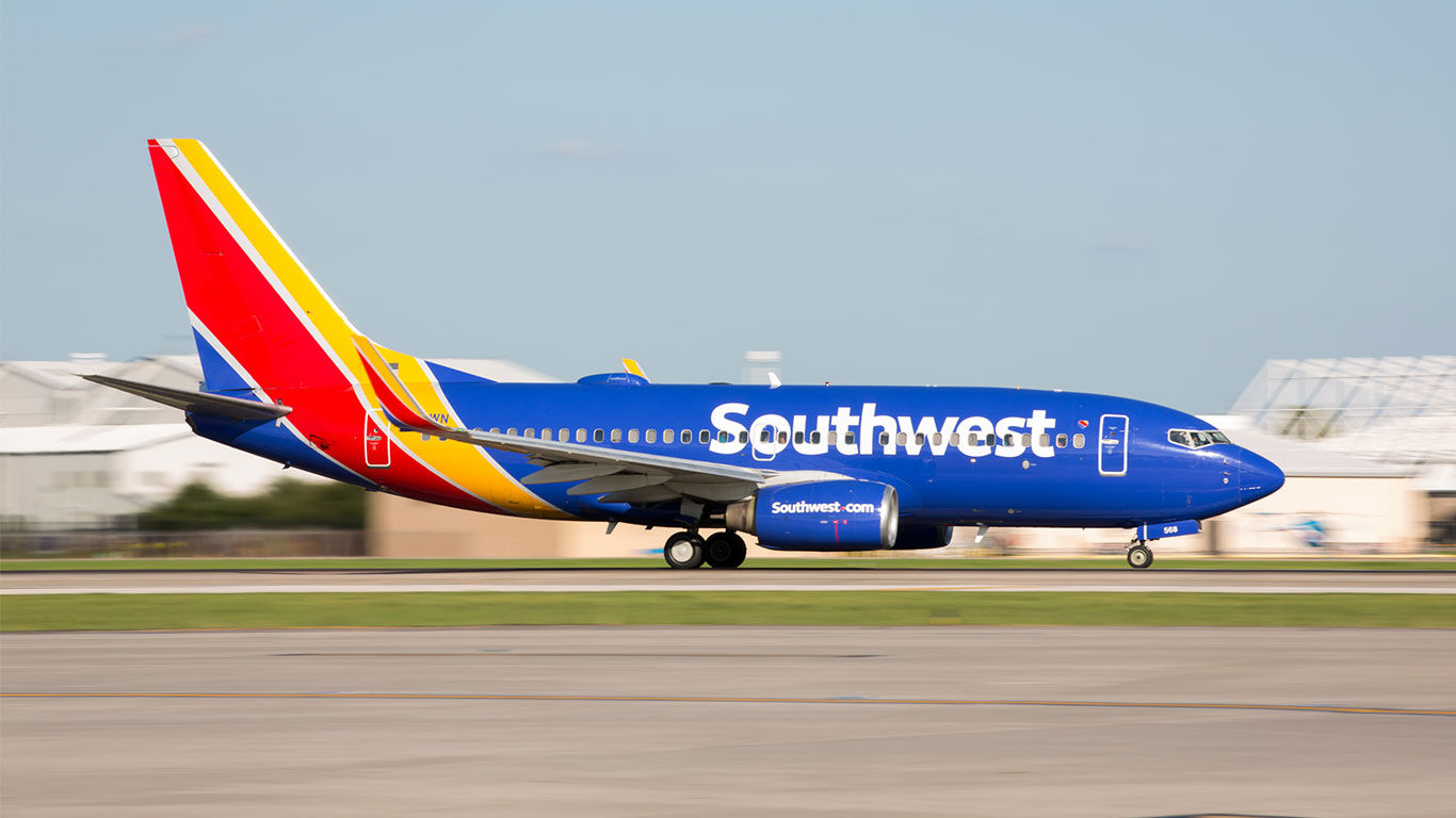 southwest airlines improves rapid rewards with flexible points payments, hotel redemptions