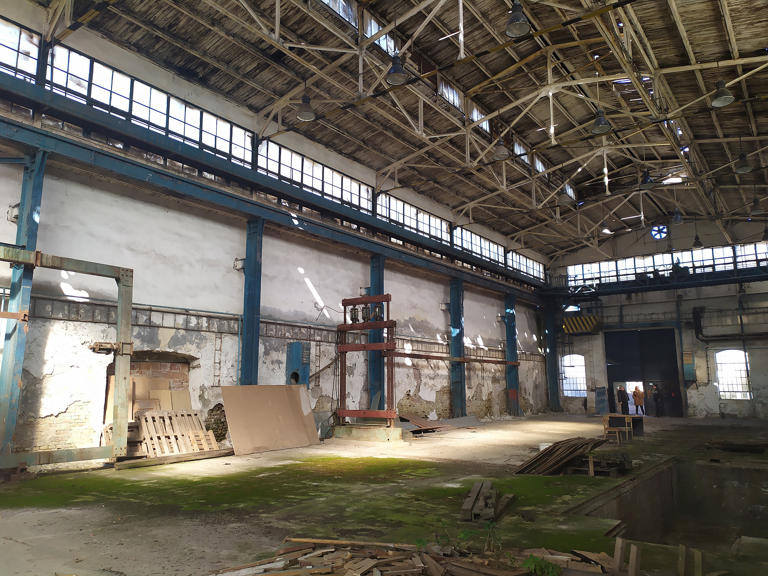 Interior of warehouse, Patronka. Photo: Sarah Ansbacher