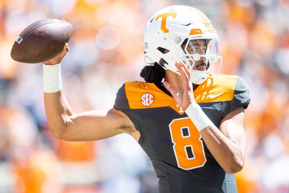 fact or fiction: kirby's contract, best new sec qb, big 12 favorite
