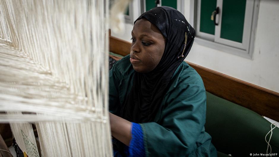 Senegal revives interest in traditional tapestries