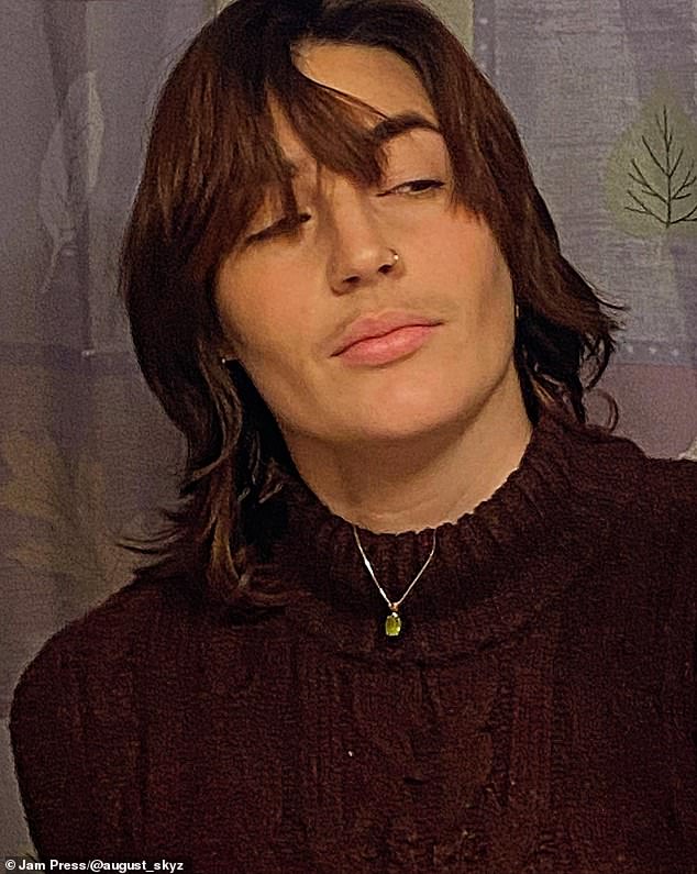 gender-fluid influencer opens up about being a 'shapeshifter'
