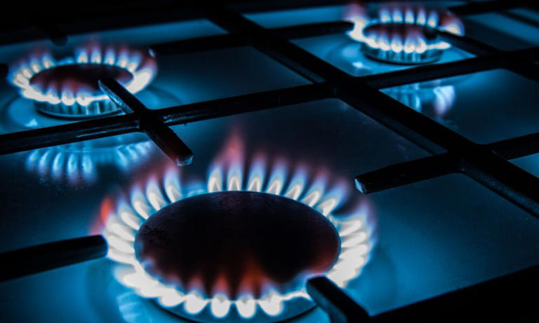 Gas stoves emit unsafe levels of nitrogen dioxide