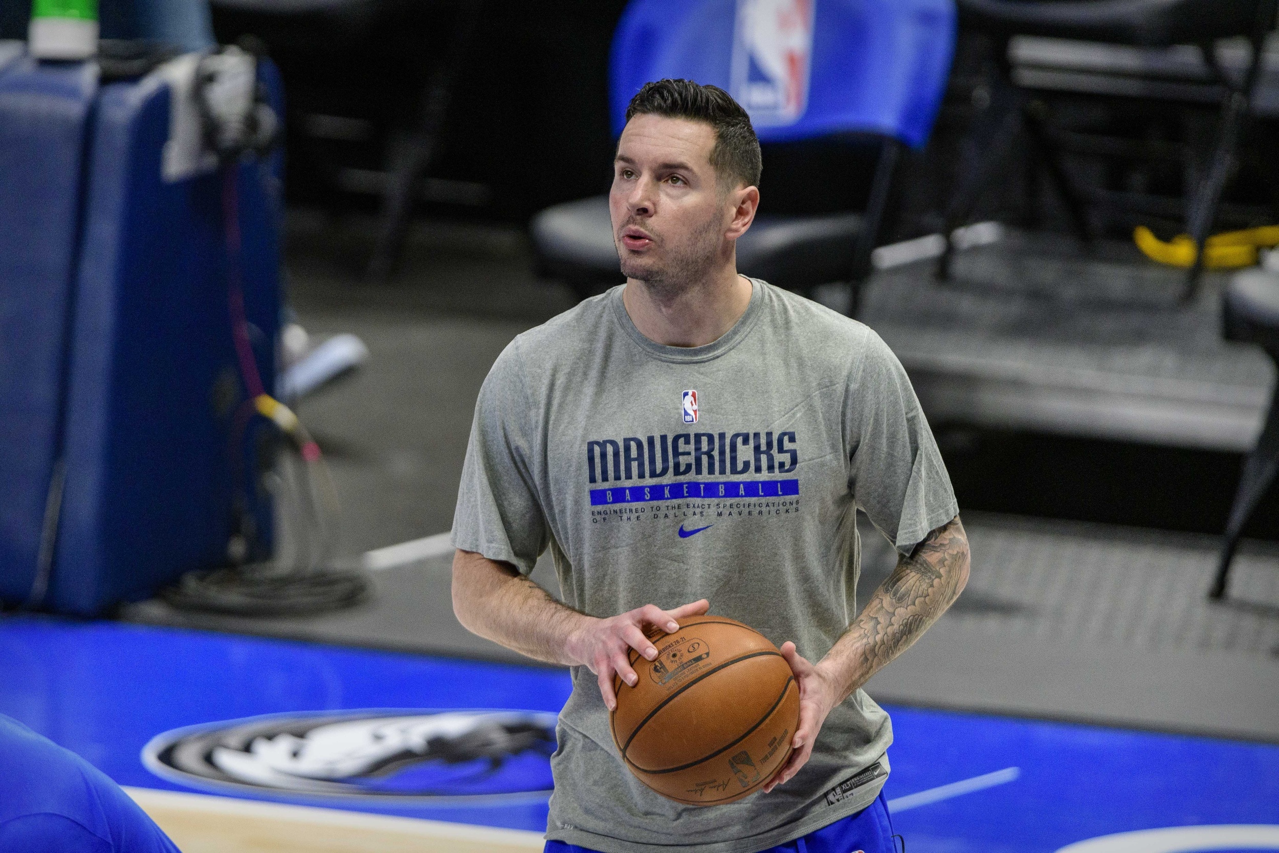 former sixth man of the year questions jj redick's coaching credentials