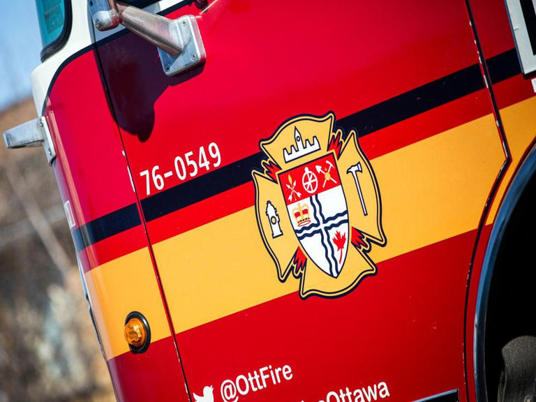 Ottawa firefighters evacuate Sandy Hill apartment for carbon monoxide