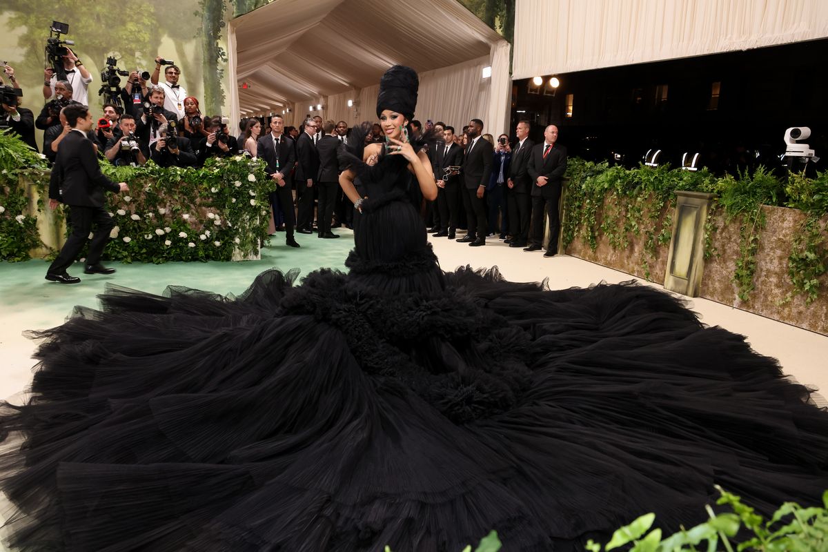cardi b literally takes over the red carpet in a black gown at the 2024 met gala