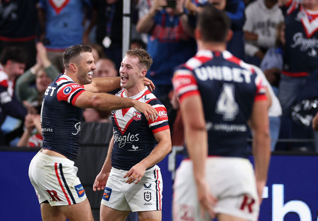 walker catapults 'noisy' roosters into title race