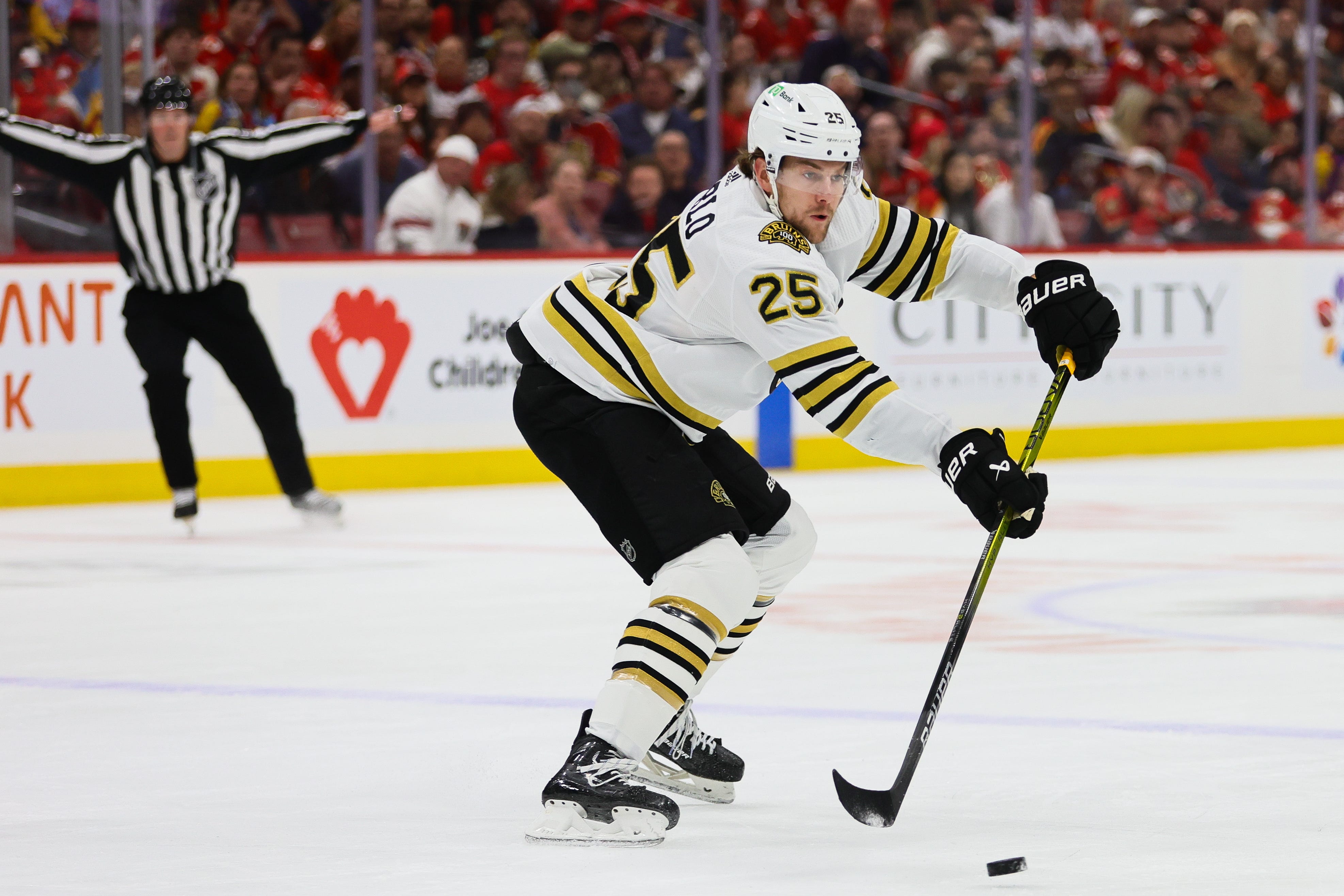 boston bruins' brandon carlo scores vs. florida panthers hours after birth of son crew
