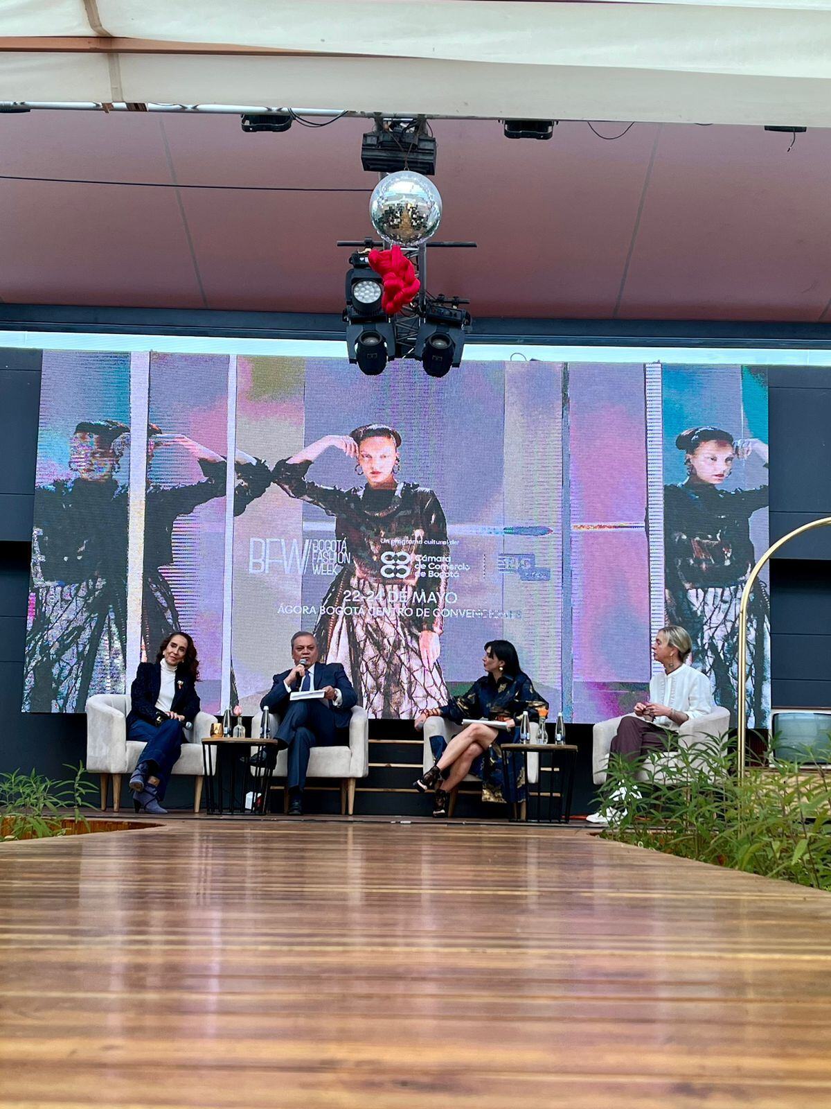 bogotá fashion week 2024: regresa la séptima edición del evento de moda