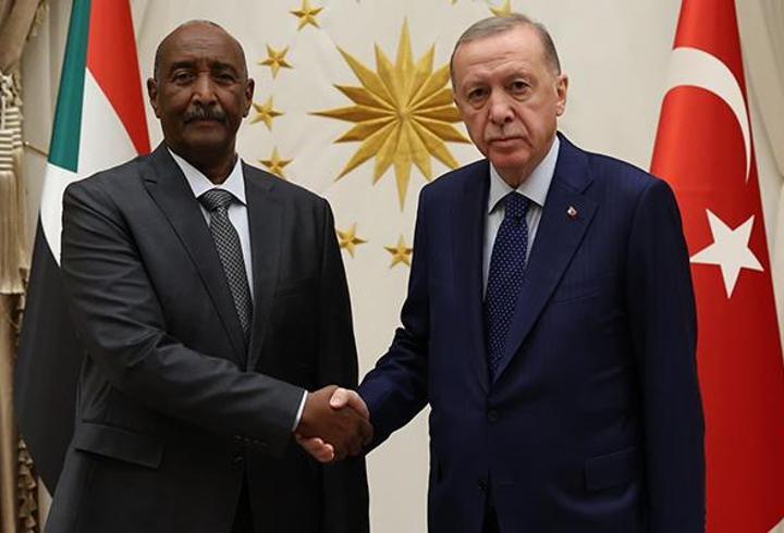 cumhurbaşkanı erdoğan, sudan egemenlik konseyi başkanı el burhan ile görüştü