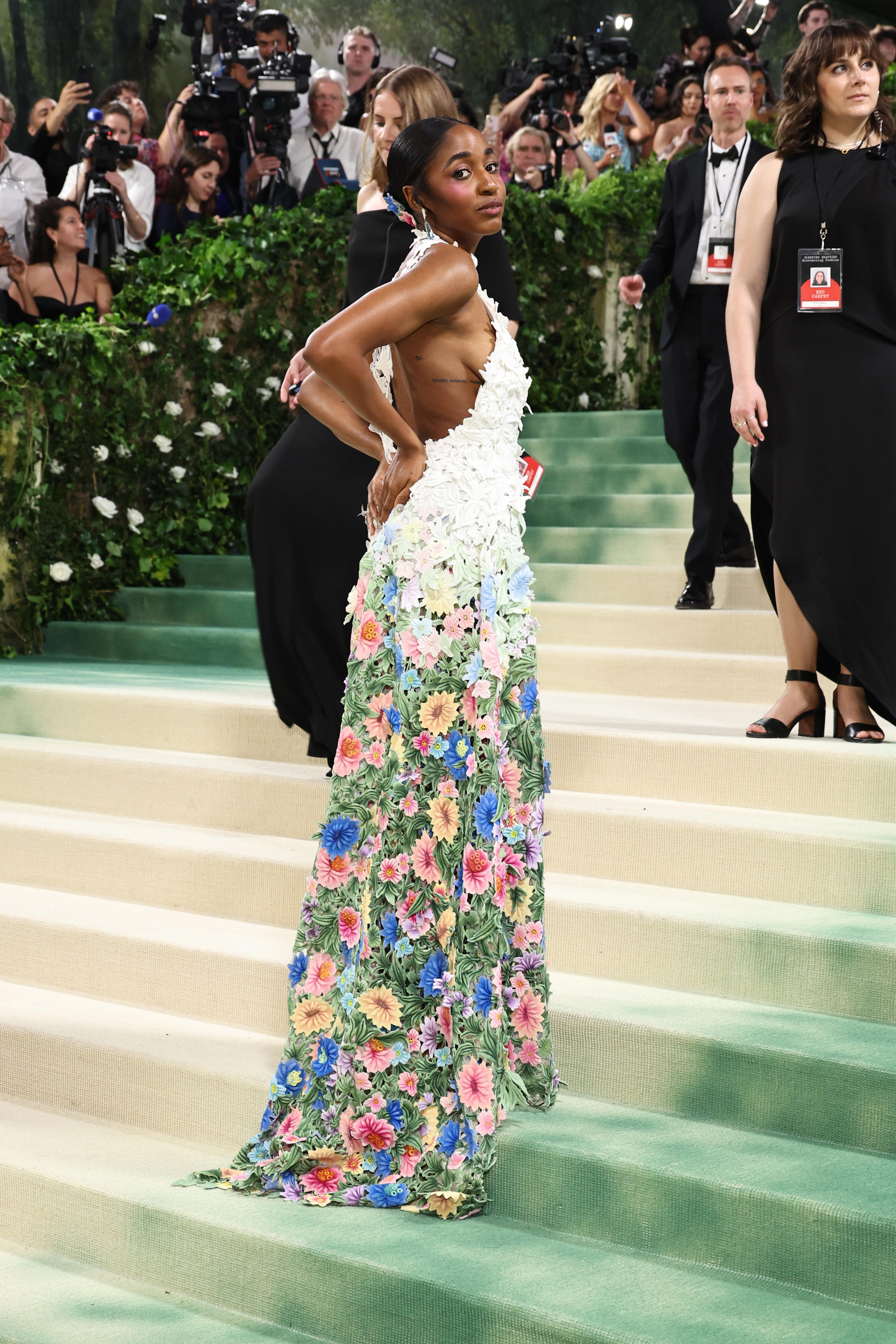 met gala live updates: mindy kaling, tyla offer stunning looks plus we explain the theme